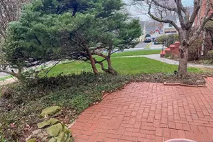 27 Jagoe St, Bergenfield, NJ 07621 - Photo 3