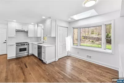 710 Tulip Place, River Vale Township, NJ 07675 - Photo 13