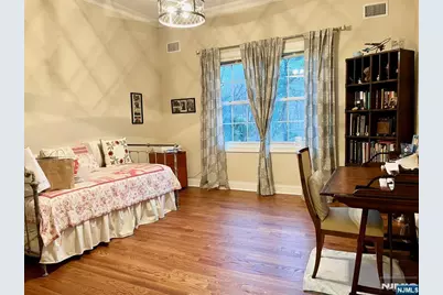 116 Washington Avenue 3D #3D, Hawthorne, NJ 07506 - Photo 9