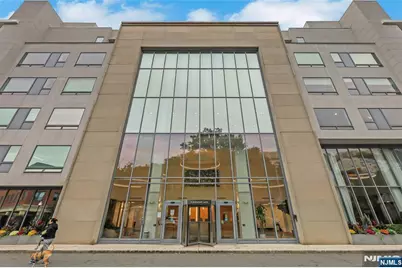 3 Somerset Lane 109 #109, Edgewater, NJ 07020 - Photo 1