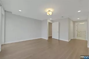 3 Somerset Ln 109, Edgewater, NJ 07020 - Photo 19