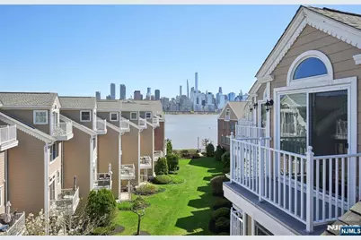 428 Newburgh Court, West New York, NJ 07093 - Photo 31