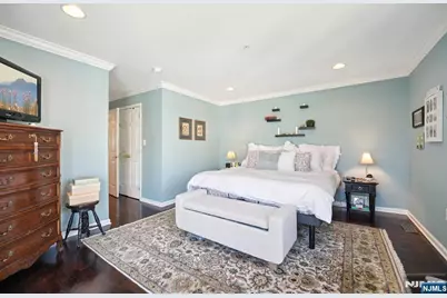 428 Newburgh Court, West New York, NJ 07093 - Photo 15