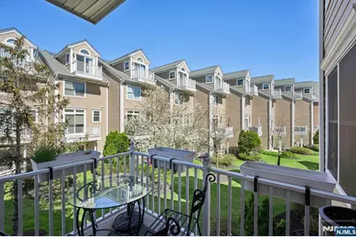 428 Newburgh Court, West New York, NJ 07093 - Photo 11