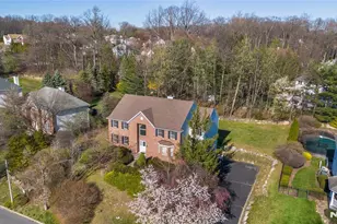 10 Pierson Ct, Mahwah, NJ 07430 - Photo 5