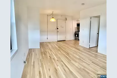 501 Linwood Drive 4 #4, Fort Lee, NJ 07024 - Photo 17