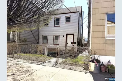 30 Searing Avenue 2 #2, East Newark, NJ 07029 - Photo 1