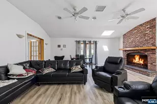 38 Passaic Ave, North Haledon, NJ 07508 - Photo 3