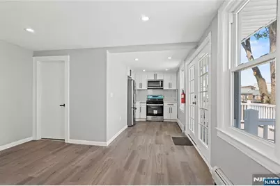 190 Washington Avenue, Hackensack, NJ 07601 - Photo 1