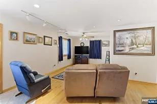 7 Franklin St, Little Ferry, NJ 07643 - Photo 13