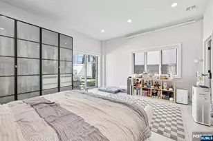 421 Lafayette Ave 421, Cliffside Park, NJ 07010 - Photo 25