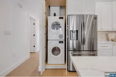 2602 Palisade Avenue, Weehawken, NJ 07086 - Photo 37