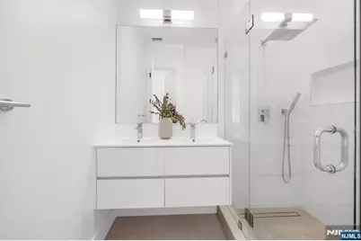 2602 Palisade Avenue, Weehawken, NJ 07086 - Photo 45