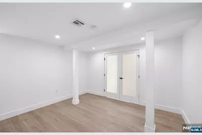 2602 Palisade Avenue, Weehawken, NJ 07086 - Photo 31