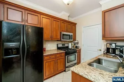 14 Hemlock Lane, Tenafly, NJ 07670 - Photo 9