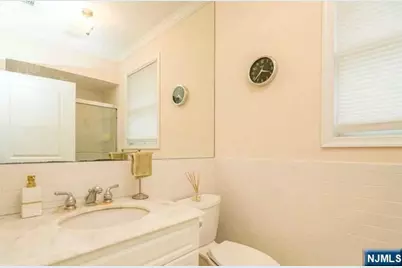 14 Hemlock Lane, Tenafly, NJ 07670 - Photo 11