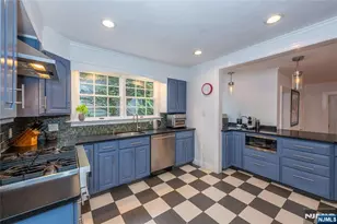 139 Glenwood Rd, Ridgewood, NJ 07450 - Photo 3