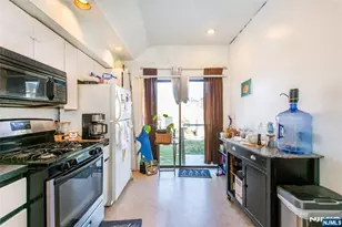 24 Pleasant Ave, Clifton, NJ 07013 - Photo 5