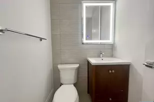 211 Slocum Way B, Fort Lee, NJ 07024 - Photo 5