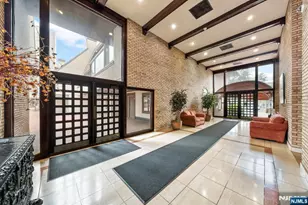 300 Gorge Road 58, Cliffside Park, NJ 07010 - Photo 31