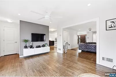 770 Hartwell Street, Teaneck Township, NJ 07666 - Photo 7