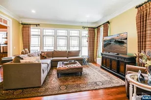 506 Julie Ct, Wyckoff Township, NJ 07481 - Photo 11