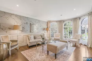 390 Lavelle Ct, Wyckoff Township, NJ 07481 - Photo 9