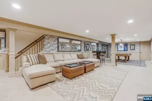 390 Lavelle Ct, Wyckoff Township, NJ 07481 - Photo 39