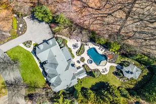 390 Lavelle Ct, Wyckoff Township, NJ 07481 - Photo 1