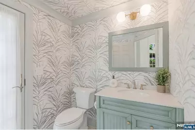 390 Lavelle Court, Wyckoff Township, NJ 07481 - Photo 31