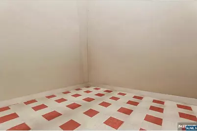 652 1st Avenue, Elizabeth, NJ 07206 - Photo 19