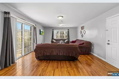 128-132 Leslie Street, Newark, NJ 07112 - Photo 3