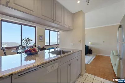 100 Old Palisade Road 3414 #3414, Fort Lee, NJ 07024 - Photo 7