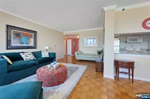 100 Old Palisade Road 3414, Fort Lee, NJ 07024 - Photo 3