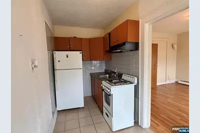 165-167 Davis Avenue 167-Apt2 #167-APT2, Kearny, NJ 07032 - Photo 3