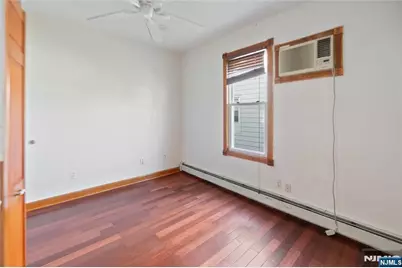 146 Merselis Avenue 1 #1, Clifton, NJ 07011 - Photo 3