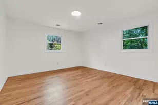 55 Orchard Dr, Vernon, NJ 07462 - Photo 11