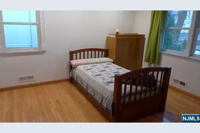 469 Westview Avenue, Englewood, NJ 07631 - Photo 7