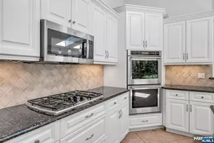 309 South Dr, Paramus, NJ 07652 - Photo 17