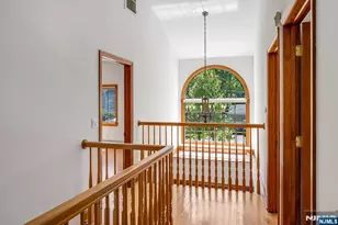 309 South Dr, Paramus, NJ 07652 - Photo 27