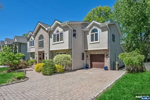309 South Dr, Paramus, NJ 07652 - Photo 3