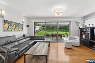 160 Magnolia Ave, Tenafly, NJ 07670 - Photo 13