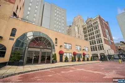 111 Mulberry Street 2C #2C, Newark, NJ 07102 - Photo 3