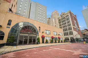 111 Mulberry Street 2C, Newark, NJ 07102 - Photo 3