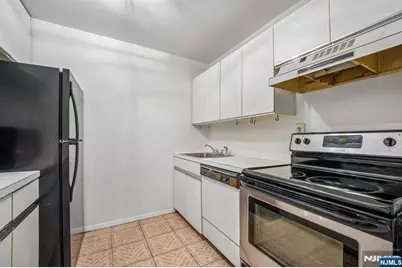 111 Mulberry Street 2C #2C, Newark, NJ 07102 - Photo 5