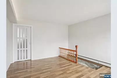 17 Emma Place, Clifton, NJ 07013 - Photo 7