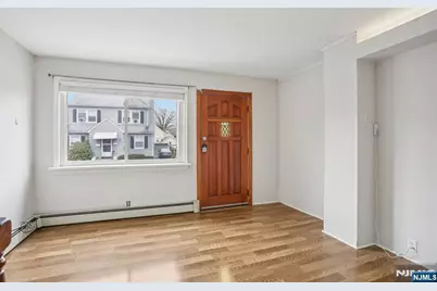 17 Emma Place, Clifton, NJ 07013 - Photo 9