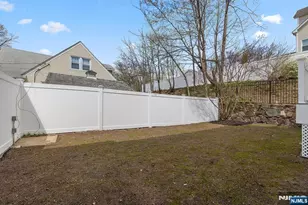 346 Carmita, Rutherford, NJ 07070 - Photo 41