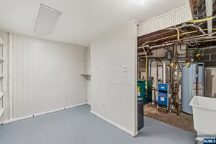 346 Carmita, Rutherford, NJ 07070 - Photo 31