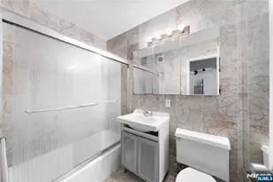 6040 Blvd East 3J, West New York, NJ 07093 - Photo 13